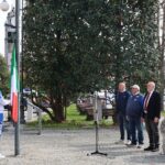 Cerimonia alza bandiera